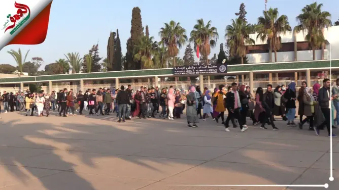طلبة جامعة أكادير يواصلون مقاطعة الدروس احتجاجا على قرار بن موسى