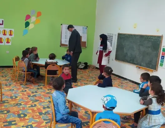 تقرير يرصد “اختلالات” في تدبير ملف التعليم الأولي بشيشاوة على طاولة عامل الإقليم