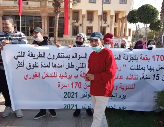 حد السوالم.. ساكنة حي المنزه تطالب عامل اقليم برشيد بتمكينهم من رخص البناء