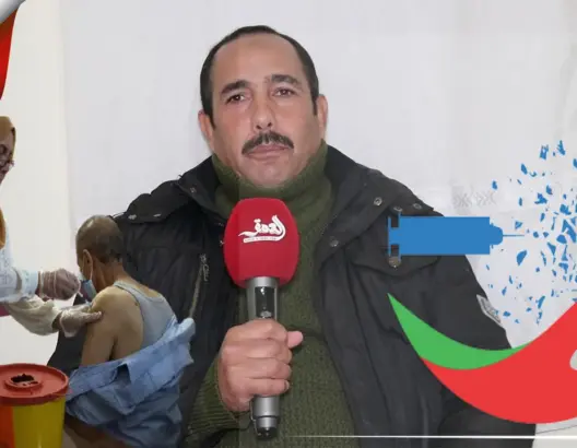 مواطن بالحاجب يشتكي تدهور حالته الصحية بعد تلقيه الجرعة الثانية من لقاح “كورونا” (فيديو)