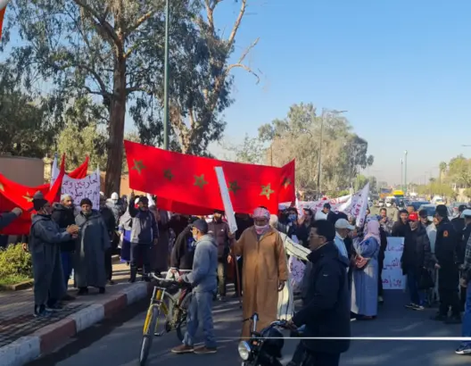 تصريحات نائب عمدة مراكش بخصوص ترحيل قدماء المحاربين تثير جدلا واسعا.. وهيئات تدعو المنصوري للتوضيح   