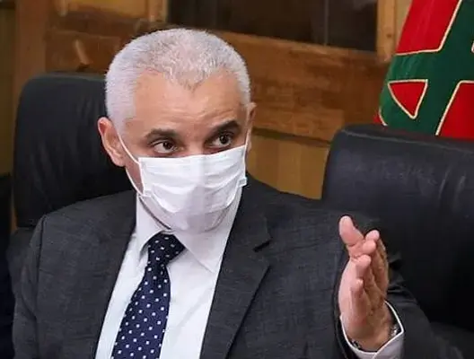 حرب بلاغات تشتعل بين أيت الطالب والصيادلة بسبب أدوية علاج “كورونا”