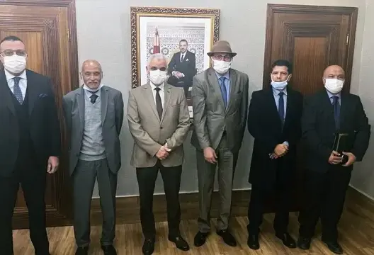 آيت الطالب يلتقي ممثلي النقابات الكبرى بقطاع الصحة.. وهذه مخرجات اللقاء