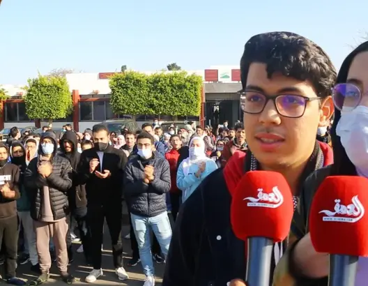 مُضربون منذ أسبوعين.. طلبة معهد الإحصاء بالرباط يستنكرون أوضاعهم ويطالبون بالدراسة حضوريا (فيديو)