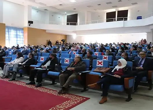 جامعة مولاي اسماعيل تنظم الدورة التاسعة للمؤتمر الدولي حول الهجرة (صور)