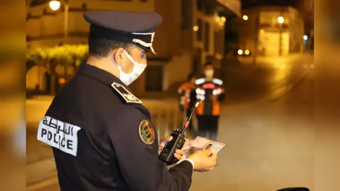 ابتداءً من اليوم.. سلطات طنجة تقرر إغلاق المقاهي والمطاعم والمحلات في الـ12 ليلا