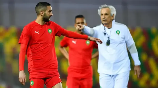 حاليلوزيتش يُبعد زياش ومزراوي وبانون عن أمم افريقيا ويستدعي حارس “الرديف”