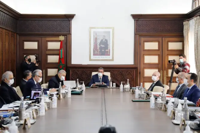 الحكومة تضيف مهنا جديدة إلى لائحة المهن الفنية وتحذف أخرى
