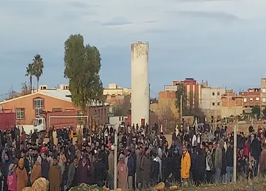 مقتل شخصين ذبحا بطريقة وحشية في ورشة للبناء ضواحي الحاجب (صور)