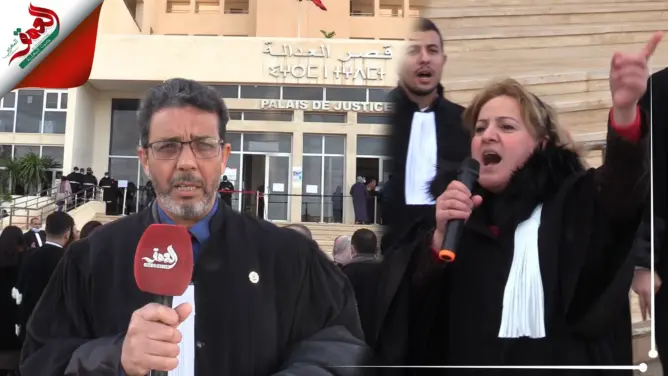 للأسبوع الثاني.. محامو وجدة يجددون رفضهم لإجبارية الجواز بالمحاكم (فيديو)