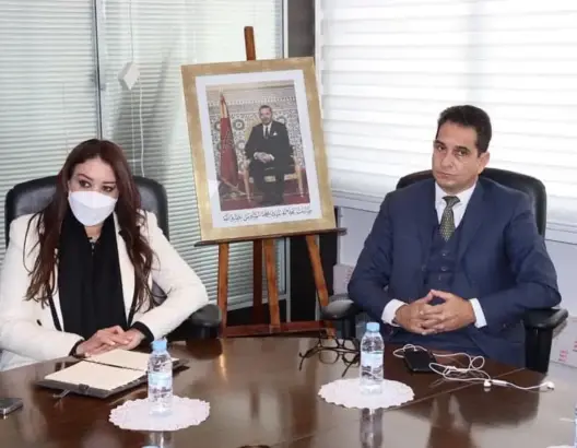 الرميلي تحتوي غضب الاستقلاليين وتجمع أعضاء الفريق في لقاء رسمي