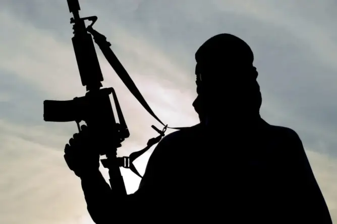 تحرير 4 سائقين مغاربة من قبضة “داعش الساحل” في عملية أمنية مشتركة بين مالي والمغرب