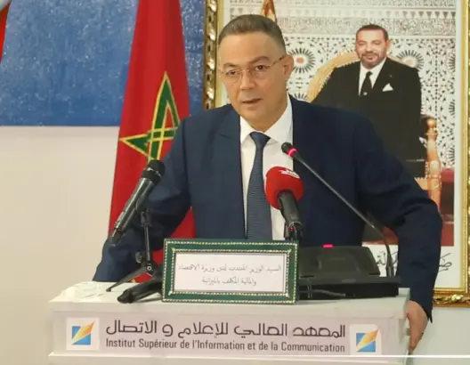 لقجع وإنقاذ المقاولات الصحفية من الانهيار