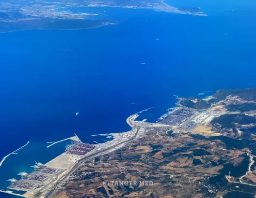 ميناء طنجة المتوسط يحقق رقما قياسيا جديدا بمعالجة أكثر من 7 ملايين حاوية