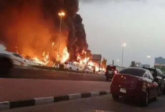 انفجارات في أبو ظبي .. الحوثيون يعلنون استهداف الإمارات بطائرات مسيرة