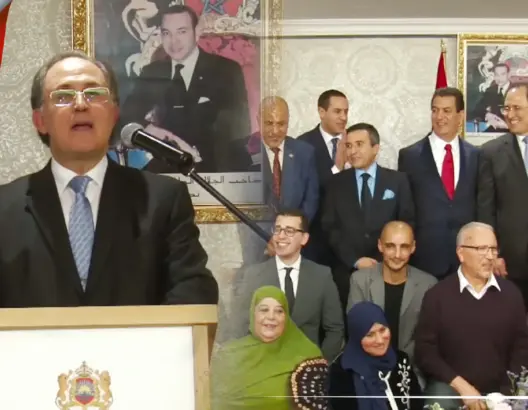 مهاجرون مغاربة بهولندا يثنون على سفير المملكة (فيديو)