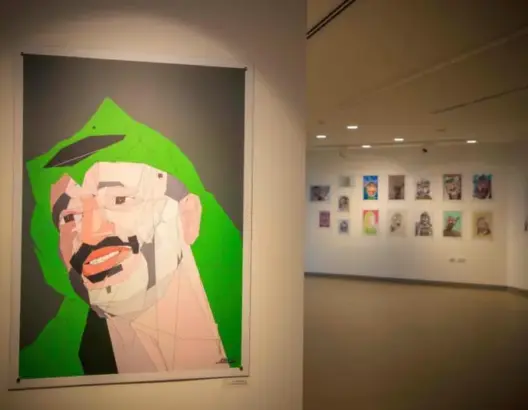 أثارت جدلا ورفضا في الشارع الفلسطيني .. متحف ياسر عرفات يسحب رسومًا من معرضٍ للكاريكاتير