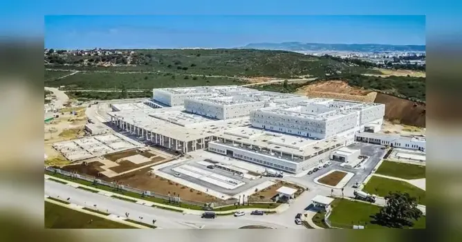 إدارة المستشفى الجامعي بطنجة تنوي تفويت خدمات للخواص ونقابة تستنكر