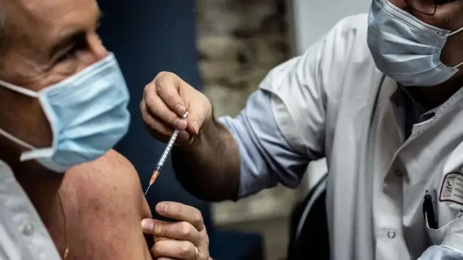 علماء يزفون خبر اكتشاف لقاح جديد يقي من مرض الزهايمر