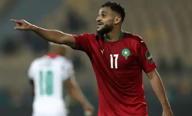 “الكاف” يوقف بوفال لمباراتين واللاعب مهدد بالغياب عن المغرب في موقعتي الكونغو الحاسمتين