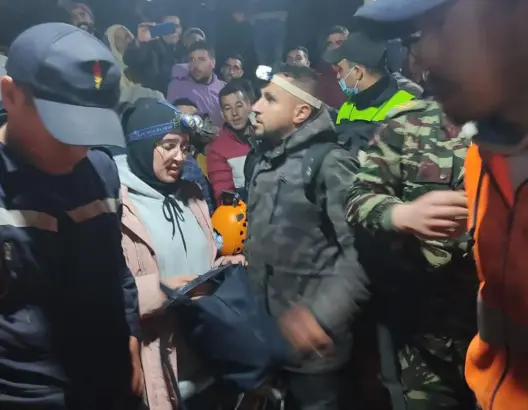 فرقة “استغوار” تصل إلى بئر شفشاون وتتطوع لاستخراج الطفل ريان