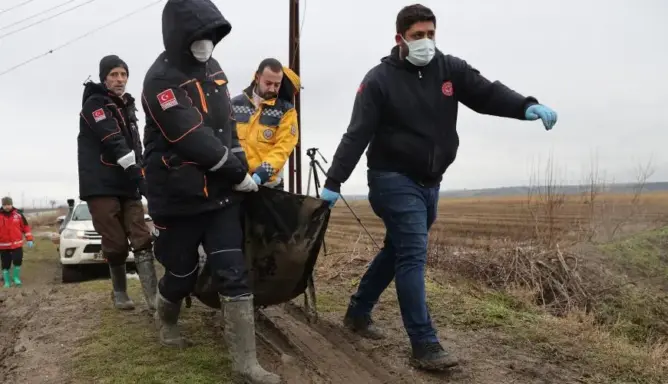 وفاة 12 مهاجرا تجمدا شمال تركيا .. وأنقرة تحمل اليونان المسؤولية