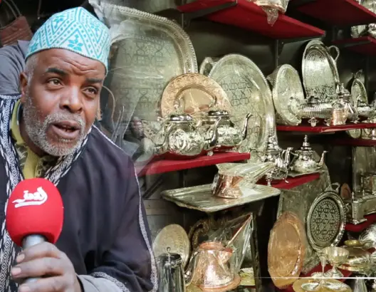 حرفيون يبدعون في تحويل “النحاس” إلى تحف فنية وسط إقبال ضعيف على اقتنائها (فيديو)