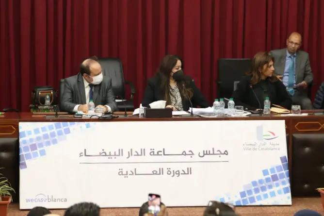 جماعة البيضاء تصادق على برمجة 6 ملايير سنتيم من فائض ميزانية 2021 والبيجيدي ينتقد “عدم قانونيته”