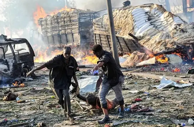 الصومال.. مقتل 15 شخصا في انفجار هز مطعما وسط البلاد