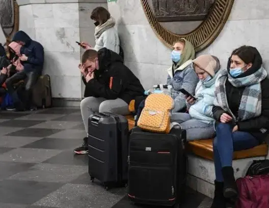 مئات الطلبة المغاربة بأوكرانيا يواصلون الهروب من “جحيم الحرب” برا