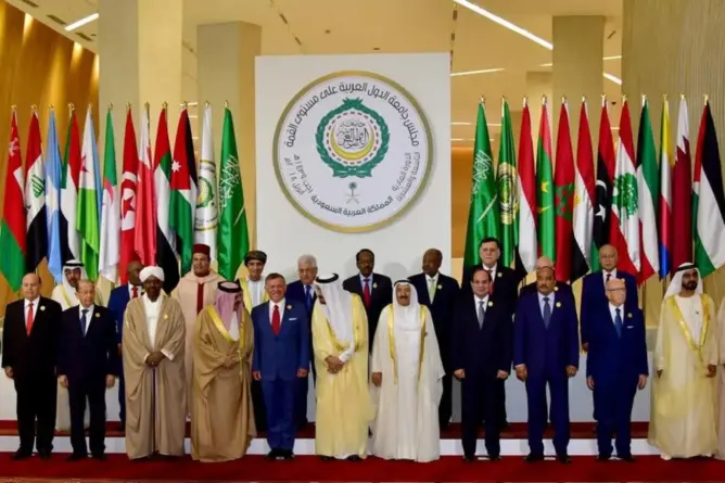 الجامعة العربية تقرر عقد اجتماع طارئ غدا الاثنين لبحث الحرب في أوكرانيا