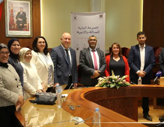 المجموعة النيابية للبيجيدي توقع اتفاقية مع المركز الثقافي البريطاني لتكوين برلمانييها في الإنجليزية (فيديو)