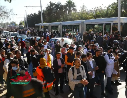 نقابة الـ FNE تعقد مجلسا وطنيا طارئا على خلفية الأحكام الصادرة بحق 45 أستاذا