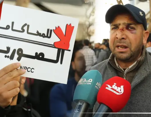 المتعاقدون يتظاهرون أمام ابتدائية بالرباط رفضا لمحاكمة زملائهم والمحكمة تؤجل الجلسة (فيديو)