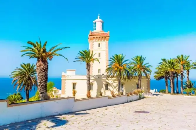الوحيدة عربيا وإفريقيا.. منارة “رأس سبارطيل” بطنجة تُتوج بلقب ”المنارة التراثية لـ2023”