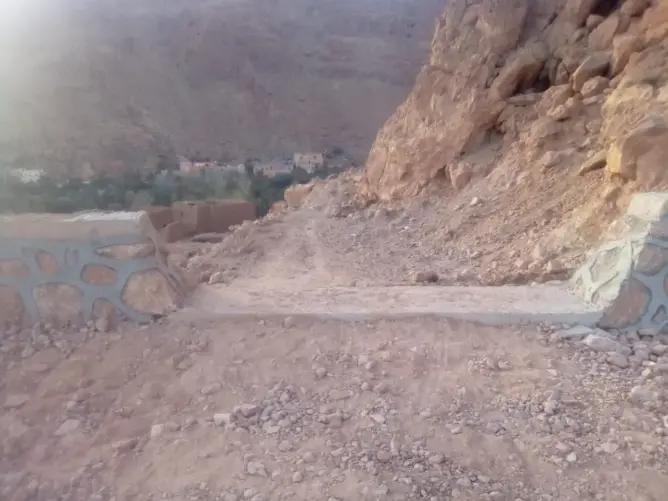 توقف الأشغال بطريق يعمق عزلة مداشر نواحي تنغير