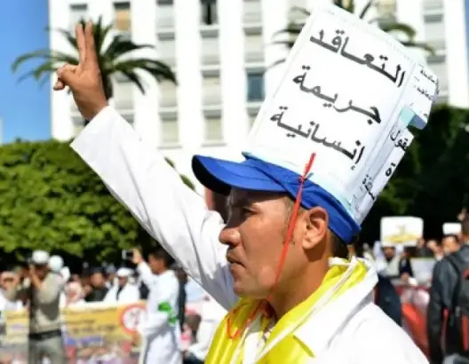 اتفاق الحكومة والنقابات التعليمية.. هل تم التوقيع على “شهادة موت” التعاقد؟