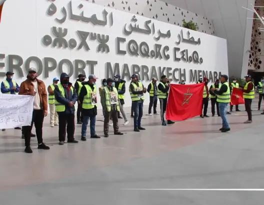 مستخدمو الأمن الخاص بمطار مراكش يشتكون الطرد التعسفي وخذلان المسؤولين (فيديو)