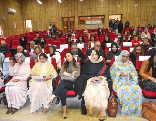 جامعة وجدة تكرم إعلاميات بمناسبة اليوم العالمي للمرأة