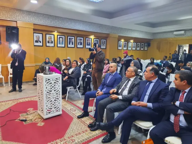 نادي المحامين بالمغرب يفتح خطوطا مجانية لمغاربة العالم