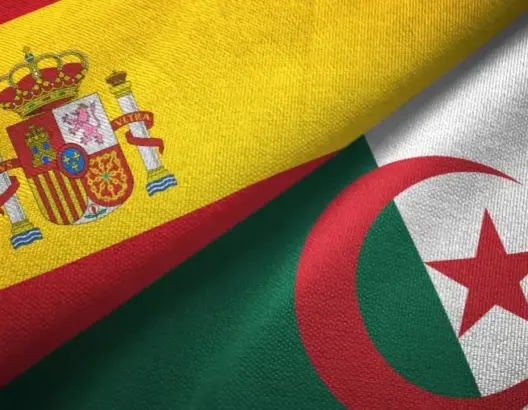 ألباريس يتوجه إلى الجزائر لحل أزمتها مع إسبانيا.. خبير: زيارة تأتي لفك عزلة النظام الجزائري