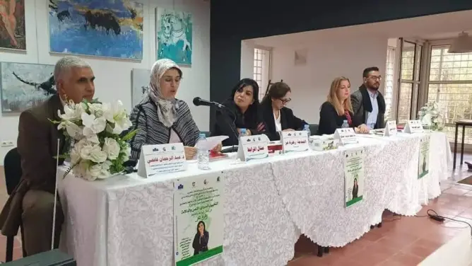 الروائية زهرة عز تؤطر لقاء أكاديميا ببني ملال