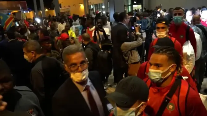 تويزي يطالب بتوفير الحماية لبعثة المنتخب المغربي بالكونغو ويدعو لتدخل “الفيفا” و”الكاف”