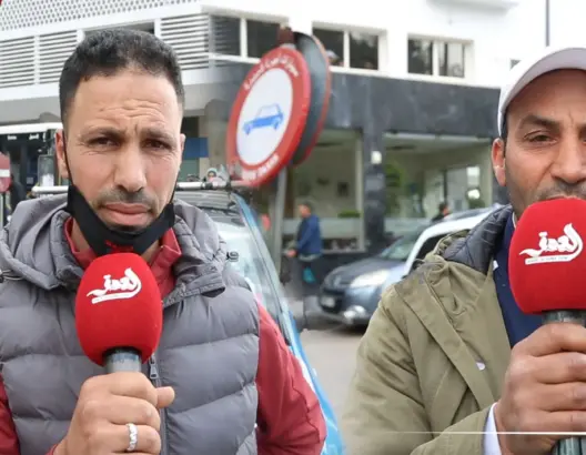 ترحيب وتخوف .. هذا موقف سائقي التاكسيات من دعم الحكومة لمهنيي النقل