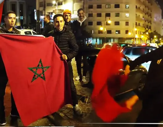 فرحة عارمة بشوارع طنجة بعد التأهل لقطر