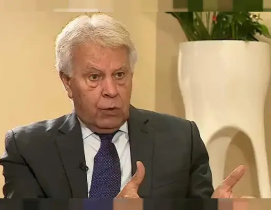 فيليبي غونزاليس يجدد دعمه لمبادرة الحكم الذاتي: الحل الأمثل لقضية الصحراء
