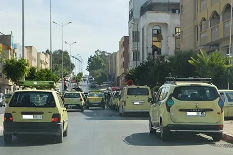  بعد اجتماع مع الداخلية.. “طاكسيات” سطات تعلق قرار الزيادة في التعريفة