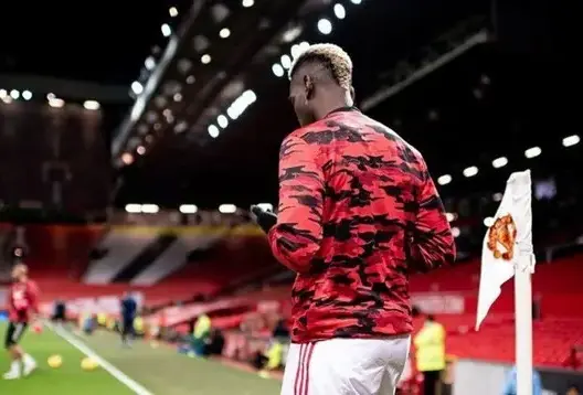 كيف يرى النجم الفرنسي بول بوغبا نفسه بعد اعتناقه الاسلام؟