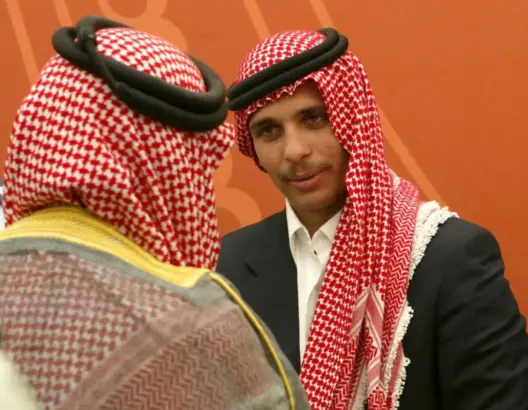 شقيق ملك الأردن يتخلى عن لقب “الأمير” بسبب “قناعاته الشخصية”