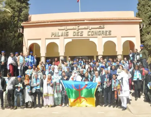 “أمازيغ العالم” يطالبون نظام العسكر بفتح حدوده مع المغرب ووقف ترهيب الجزائريين